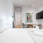 Primat Reig Flats 3*