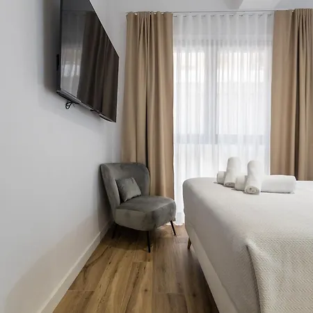 Lôla By Concept Flats 4* Valência