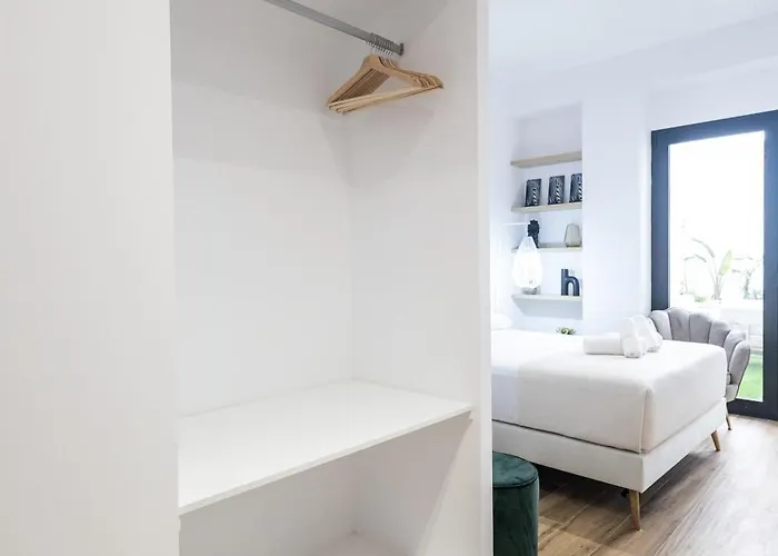Aparthotel Lola By Concept Flats 3*