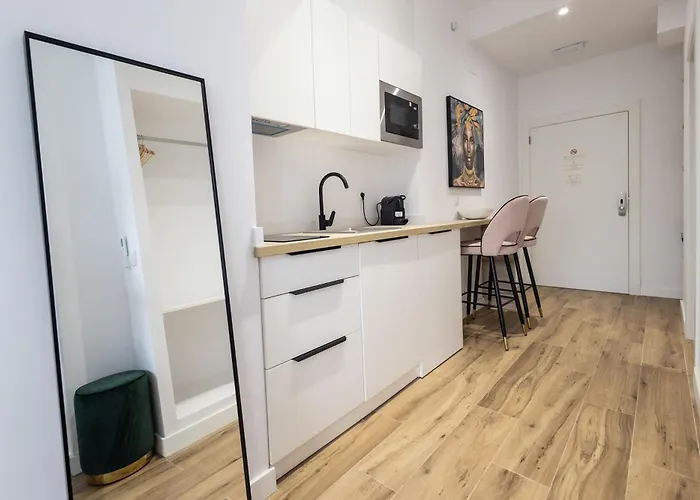 Aparthotel Lola By Concept Flats